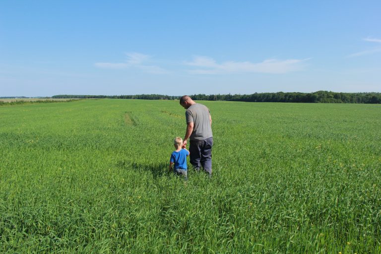 Tending Soil Life - Organic Science Canada Magazine 2022