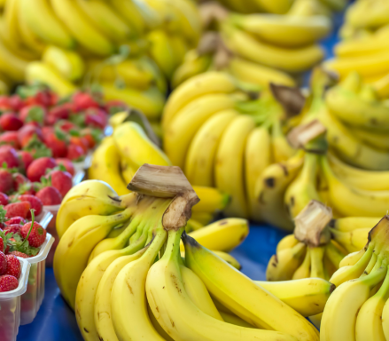 https://organicfederation.ca/wp-content/uploads/produce-banana-.png